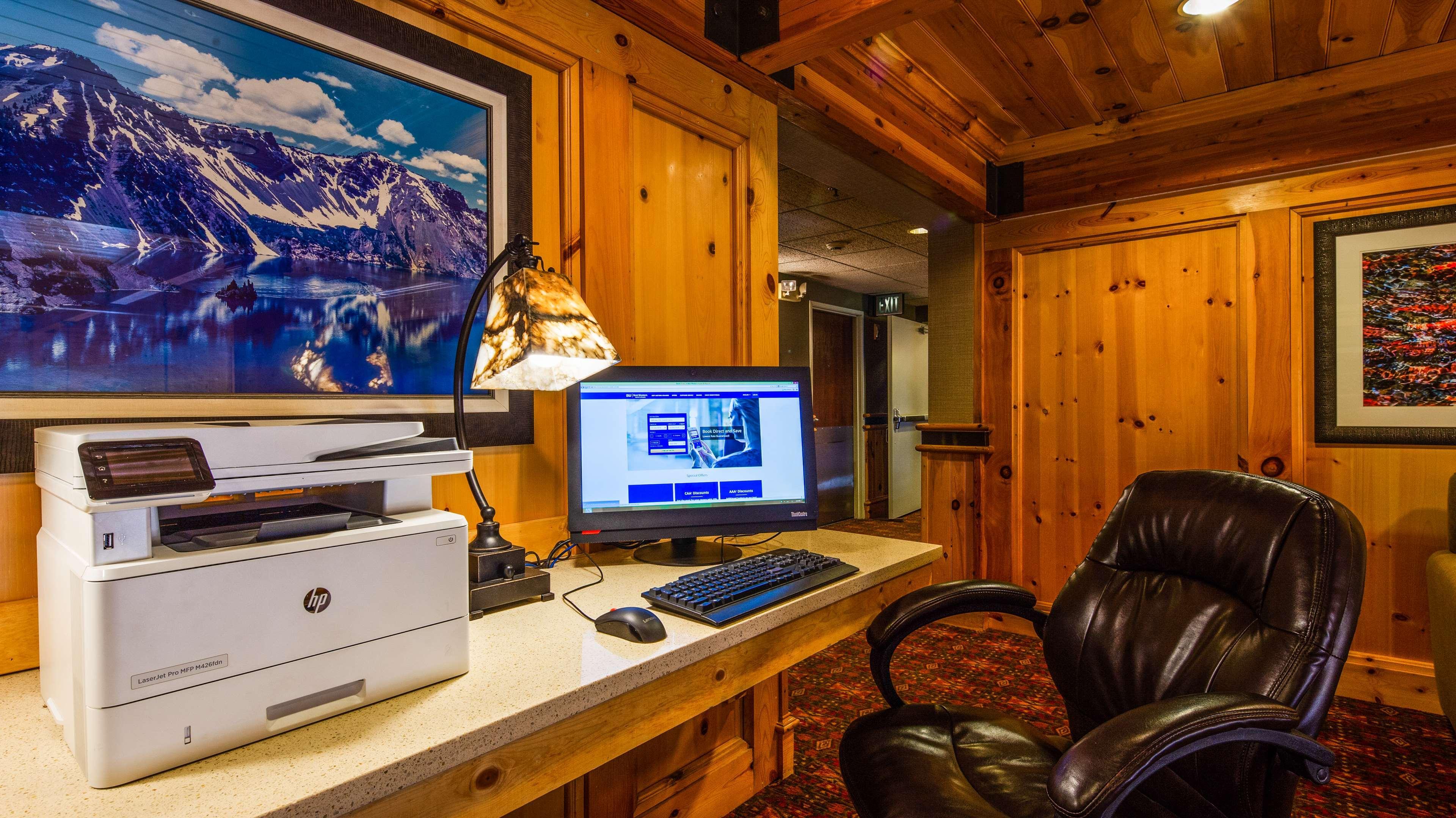 Best Western Plus Olympic Inn Klamath Falls Exterior foto